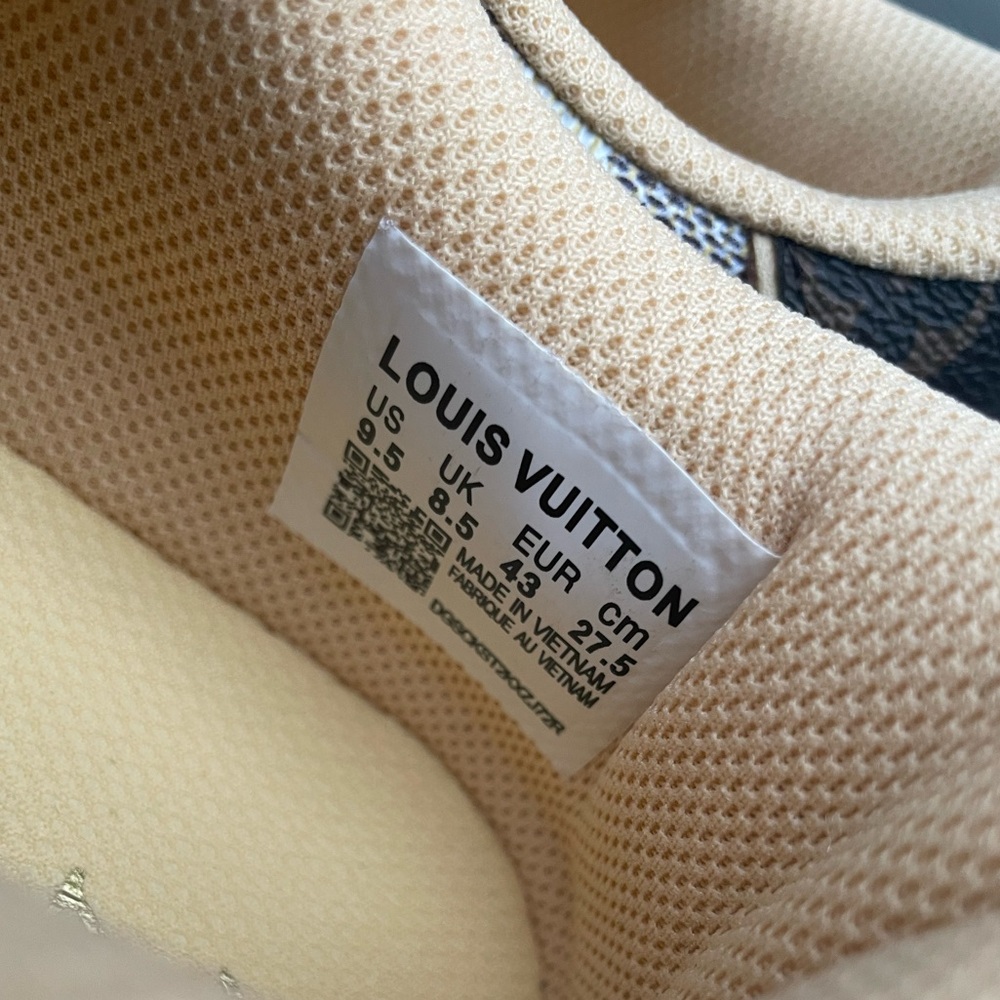 Louis Vuitton Men’s Low-Top Sneakers in Beige/Brown - Picture 2 of 11